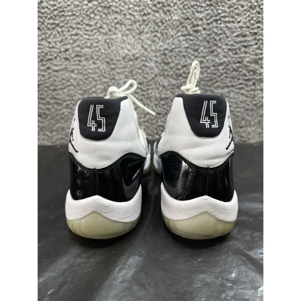 Size 9‎ - Jordan 11 Retro High Concord